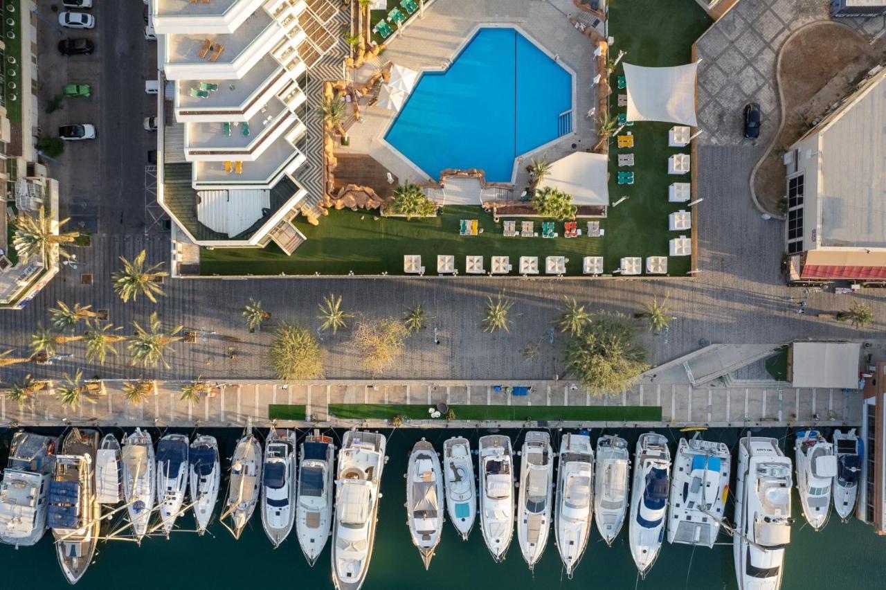 Vert Hotel Eilat By Afi Hotels Εξωτερικό φωτογραφία Aerial view of the pool at the Marina