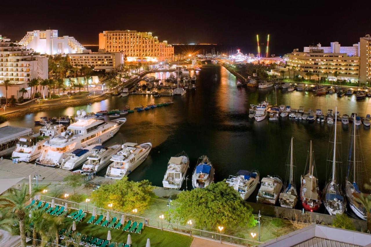 Vert Hotel Eilat By Afi Hotels Εξωτερικό φωτογραφία Marina del Rey at night